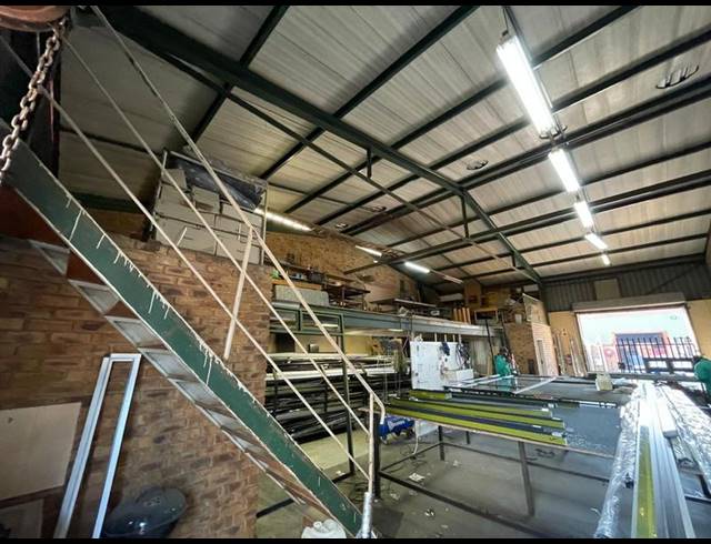 INDUSTRIAL PROPERTY TO RENT IN HENNOPSPARK